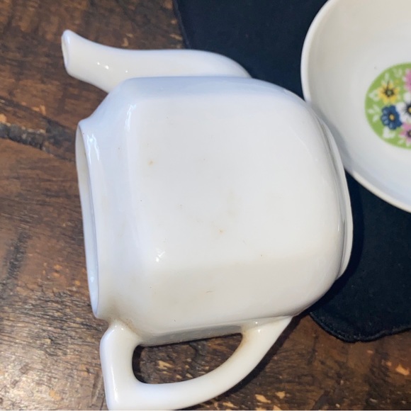 JAPAN Toy Tiny Play Tea Set Doll House China Dishes 8 pc Cups Plates VTG TEAPOT - Picture 5 of 15